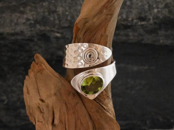 Silberring mit Peridot